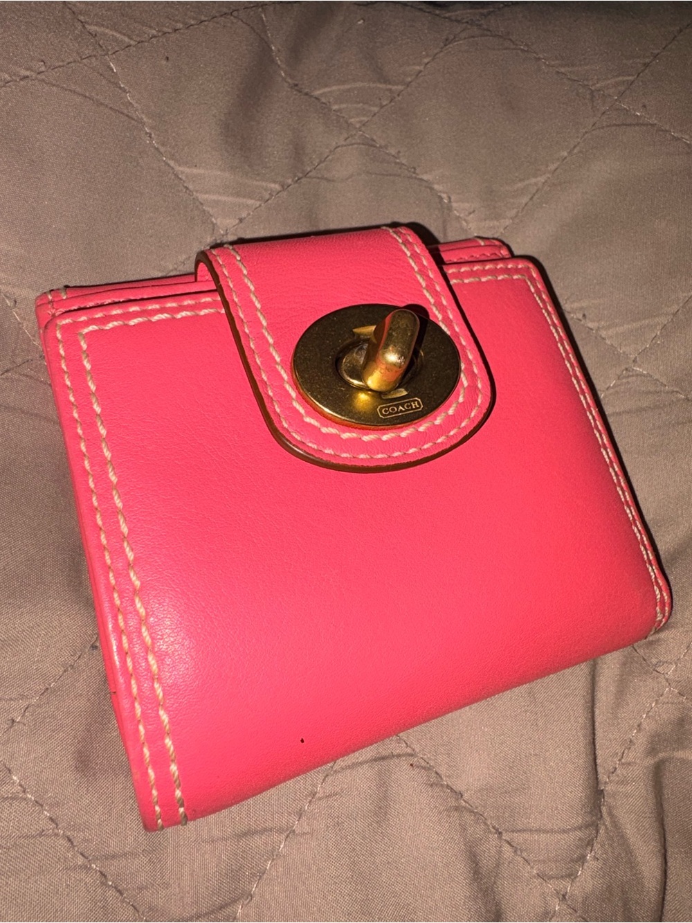Vintage Coach Pink Leather Turnlock Compact Wallet | Y2K